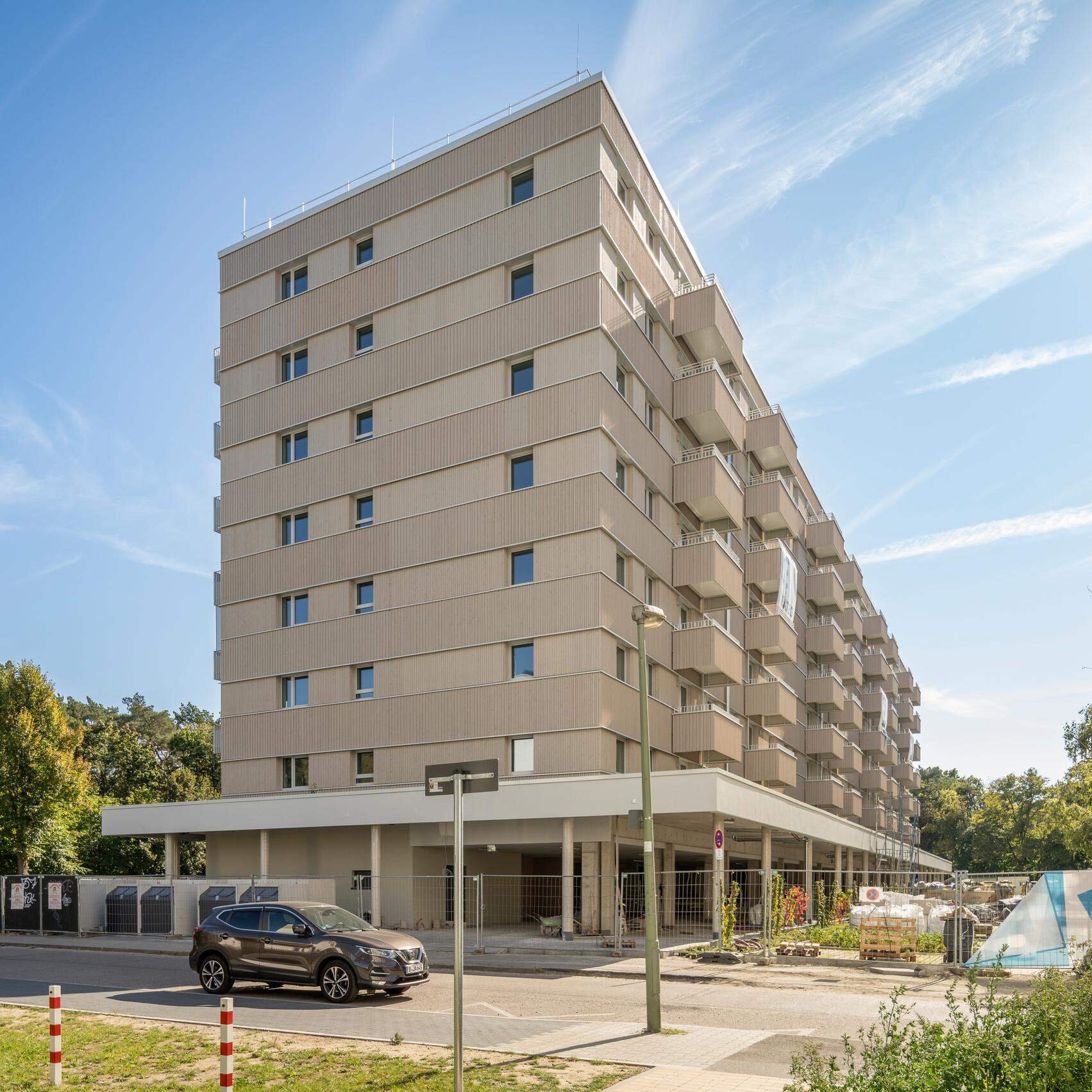 Außenansicht des Neubaus in der Salvador-Allende-Strasse. 