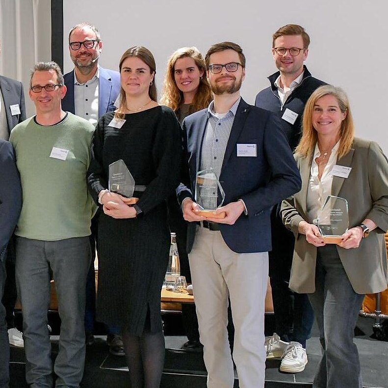 Gewinner der Smart Up Challenge für moderne Ladeinfrastruktur