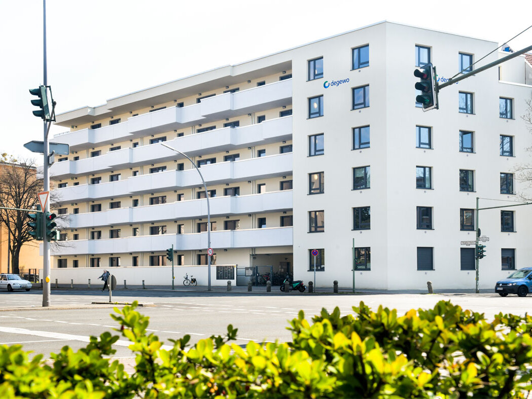 Straßenansicht degewo-Neubau Steglitzer Damm 60.