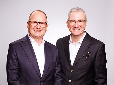 Links Vorstand Pascal Atzert, rechts Vorstand Christoph Beck