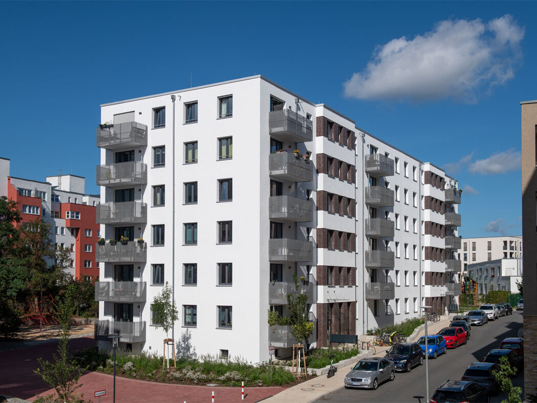 Außenansicht degewo-Neubau Lichtburgring: Blick von oben.