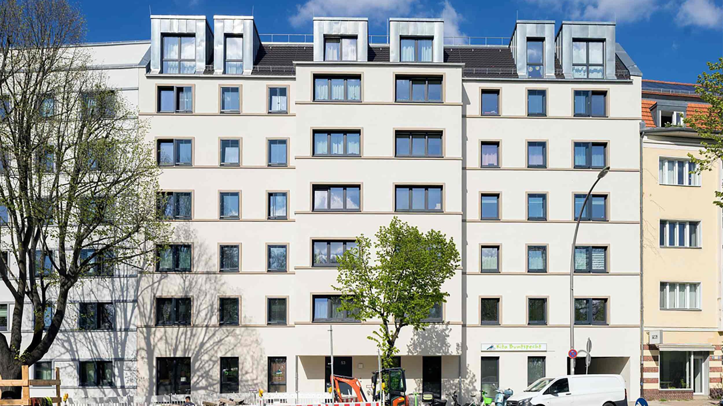 degewo Neubau Reichsstraße Vorderansicht Gebäude