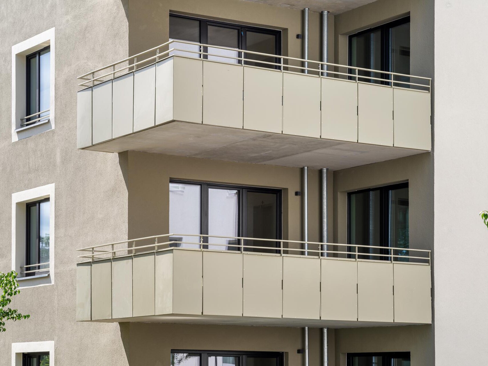 Balkone Außenansicht Neubau am Falkenberg