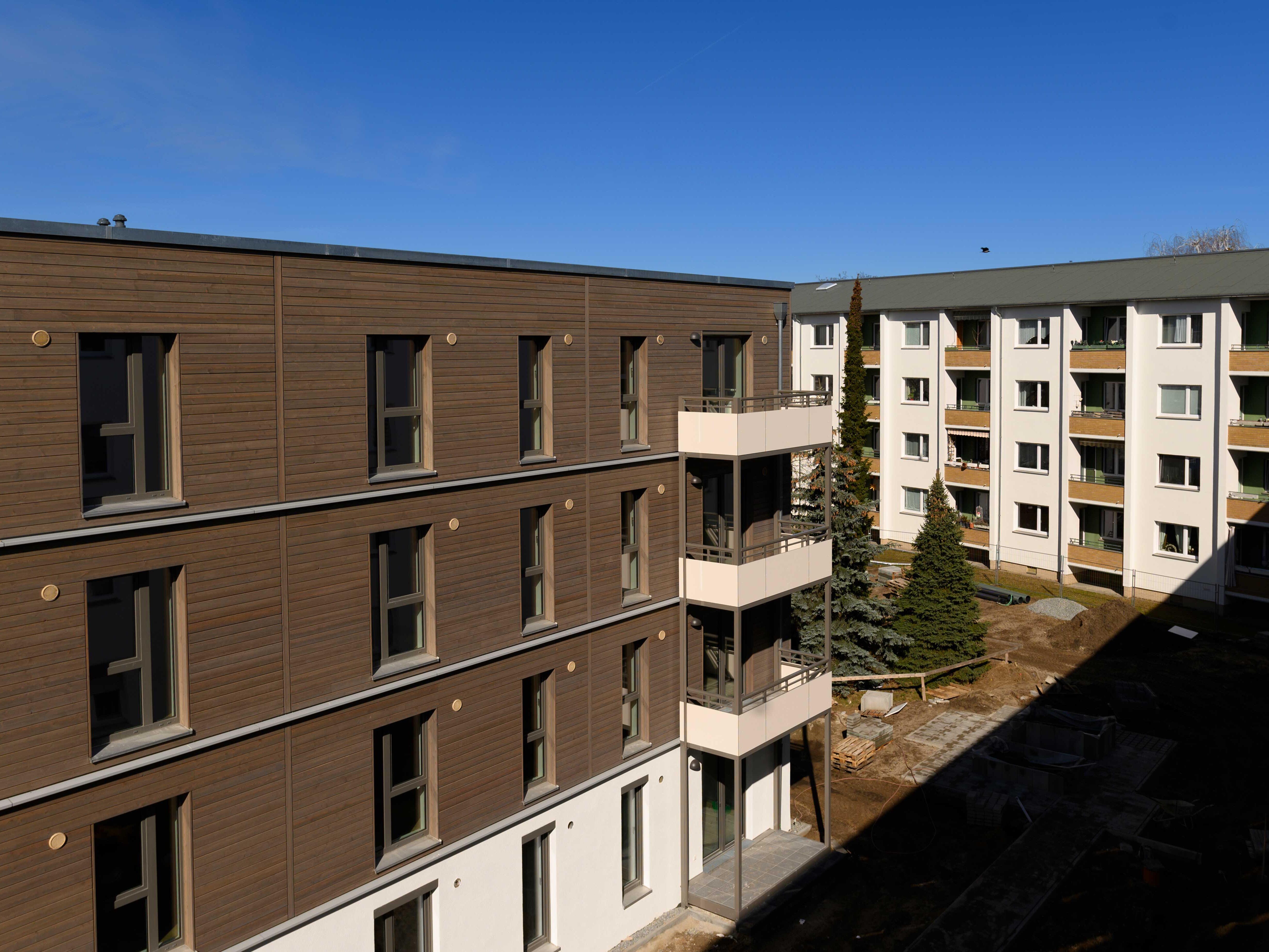 Außenansicht degewo-Neubau Am Omnibushof 2a: Hofseite von oben.