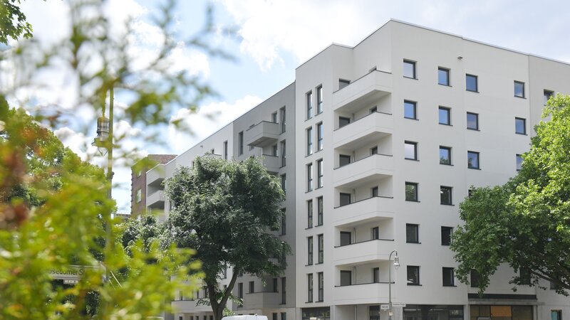 Straßeneckenansicht degewo-Neubau Usedomer Straße 26 und 27 Wattstraße.