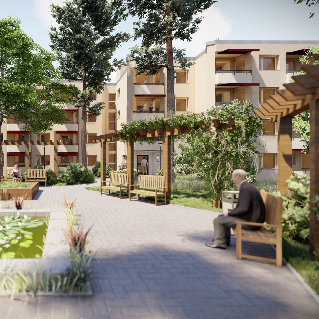 Visualisierung eines begrünten Innenhofs einer mehrgeschossigen Wohnanlage mit Teich, Sitzbänken, Pergolen, Bäumen und bepflanzten Beeten; im Hintergrund helle Gebäude mit Balkonen.