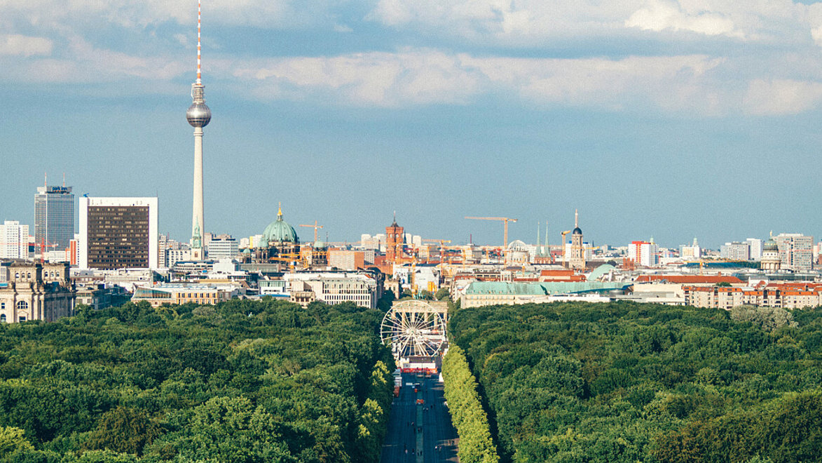 Skyline von Berlin mit dem Fernsehturm.