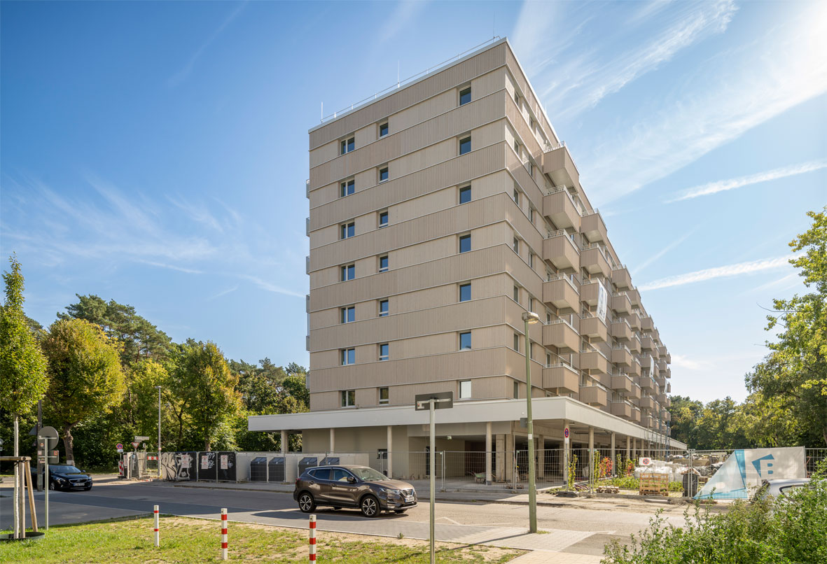 Vorderansicht Klimahaus degewo Neubau Salvador-Allende-Straße