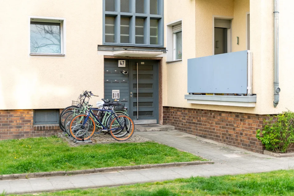 تصویر Schöne 2-Zimmer-Wohnung sucht Nachmieter!