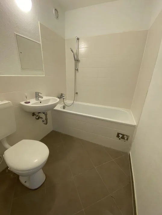 تصویر Zwei Zimmer über den Dächern Berlins