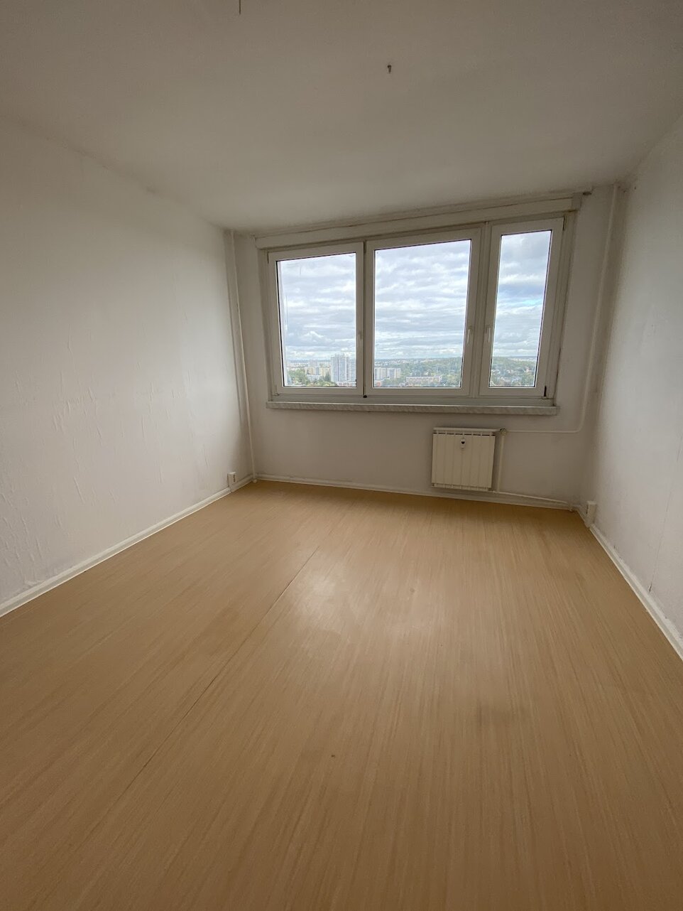 تصویر Zwei Zimmer über den Dächern Berlins · Amanlisweg 10, 12685 Berlin