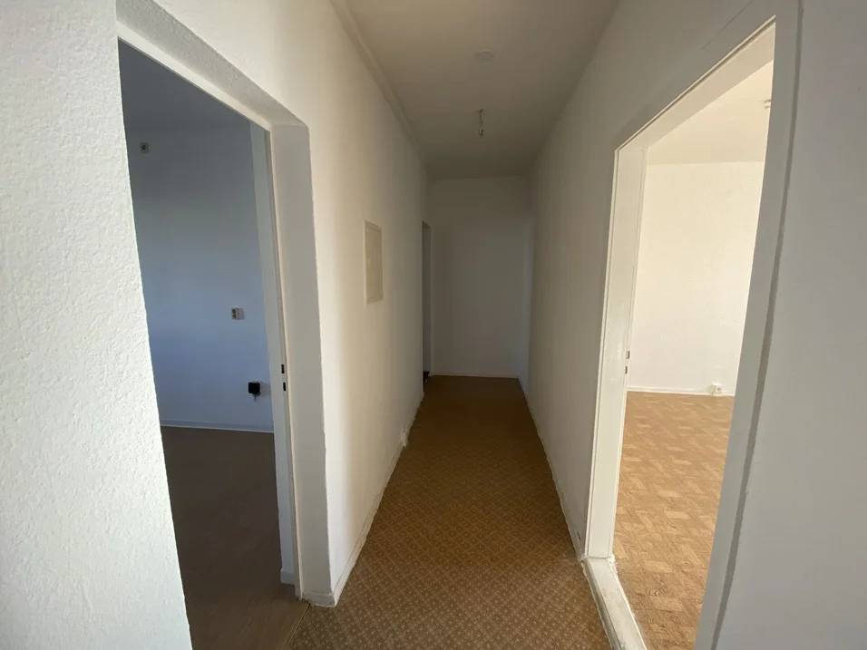 تصویر 2 Zimmer Wohnung mit Balkon - ohne Aufzug