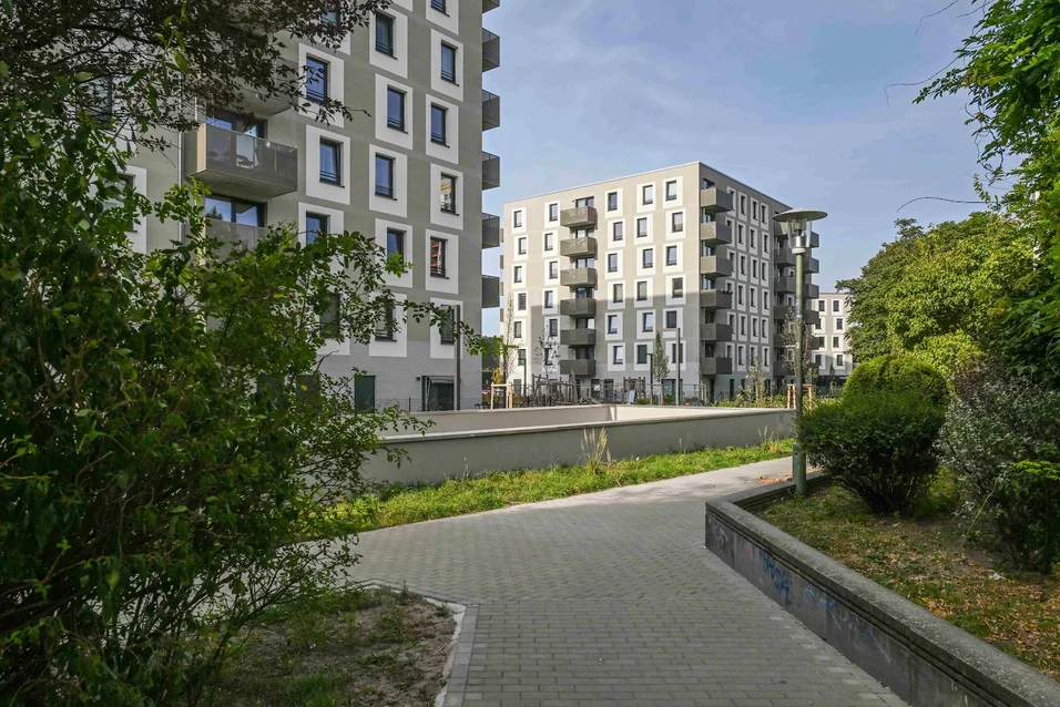 تصویر Neubau - 3 Zimmer mit Balkon