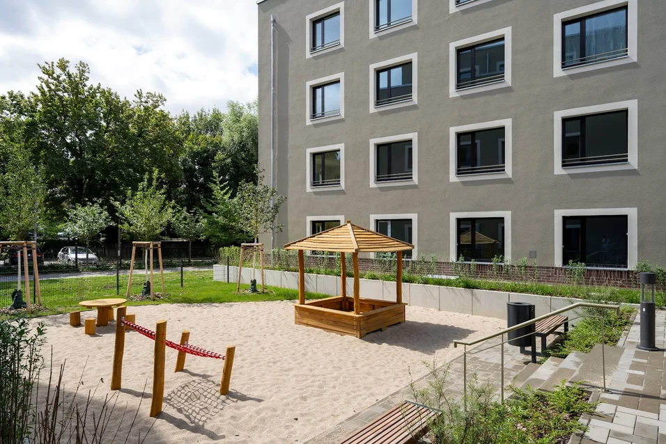 تصویر Lichtdurchflutete Neubauwohnung mit Wintergarten - TG-Stellplatz möglich