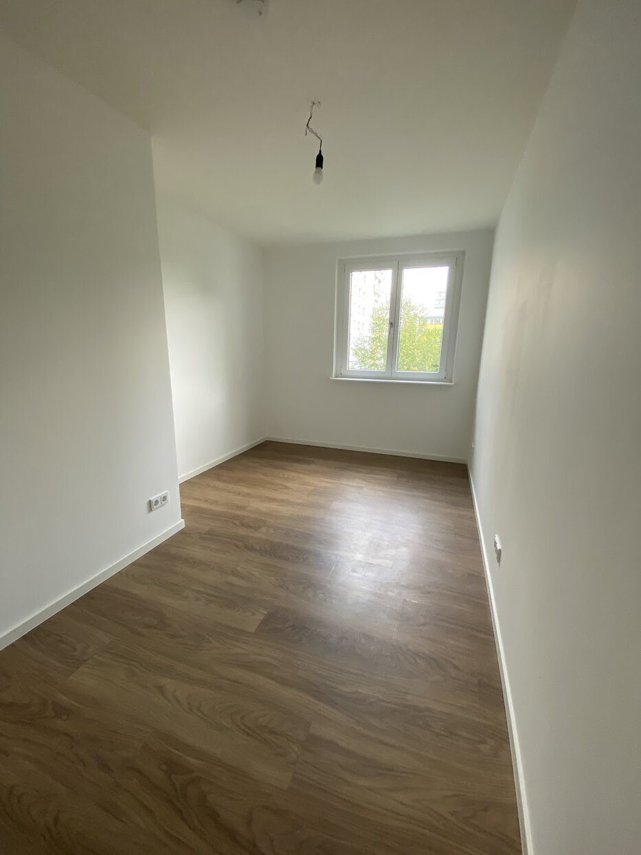 Helle 4 Raum Wohnung mit Balkon – Foto 15