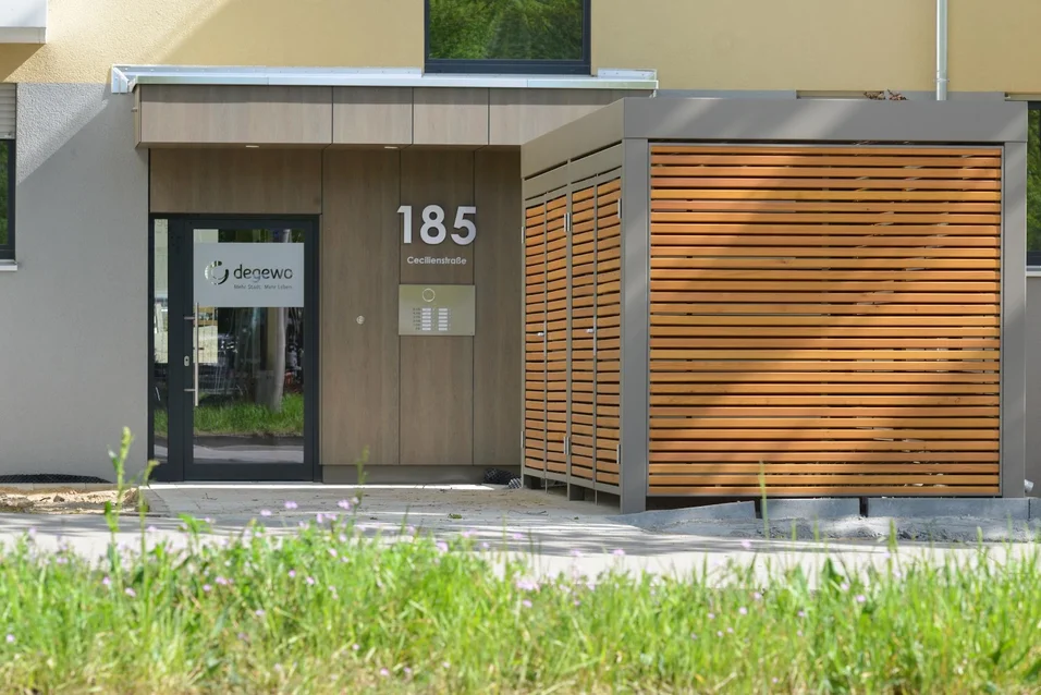 تصویر Wohnkomfort mit Tageslichtbad & halb-offener Küche · Cecilienstraße 185, 12683 Berlin