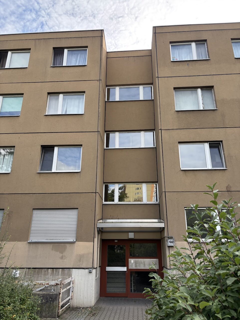 تصویر Große 3-Zimmer-Wohnung im Erdgeschoss