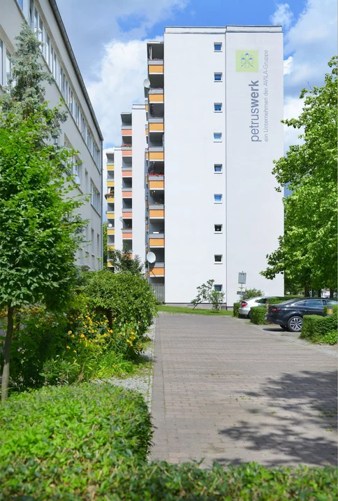 تصویر 4 Zimmer in der Gropiusstadt