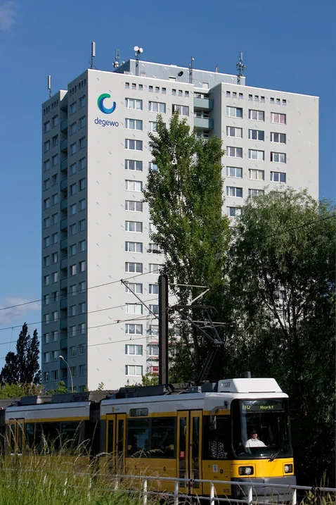 تصویر Renovieren Sie Ihre erste 1-Zimmer Wohnung nach Ihren Wünschen!