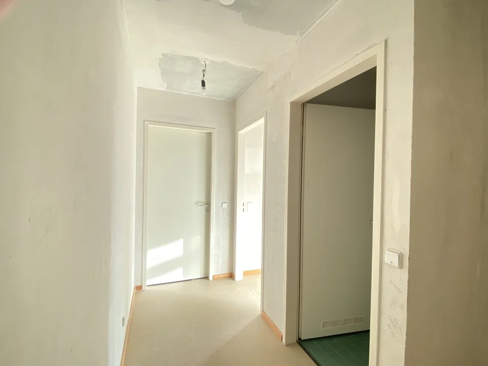 تصویر Sonnige Wohnung für Treppenläufer - WBS mit besonderem Wohnbedarf erforderlich