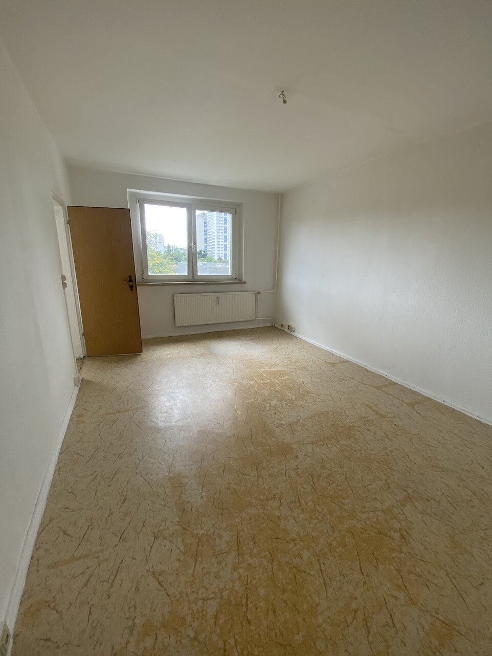 تصویر Ideal für Singles und Azubis