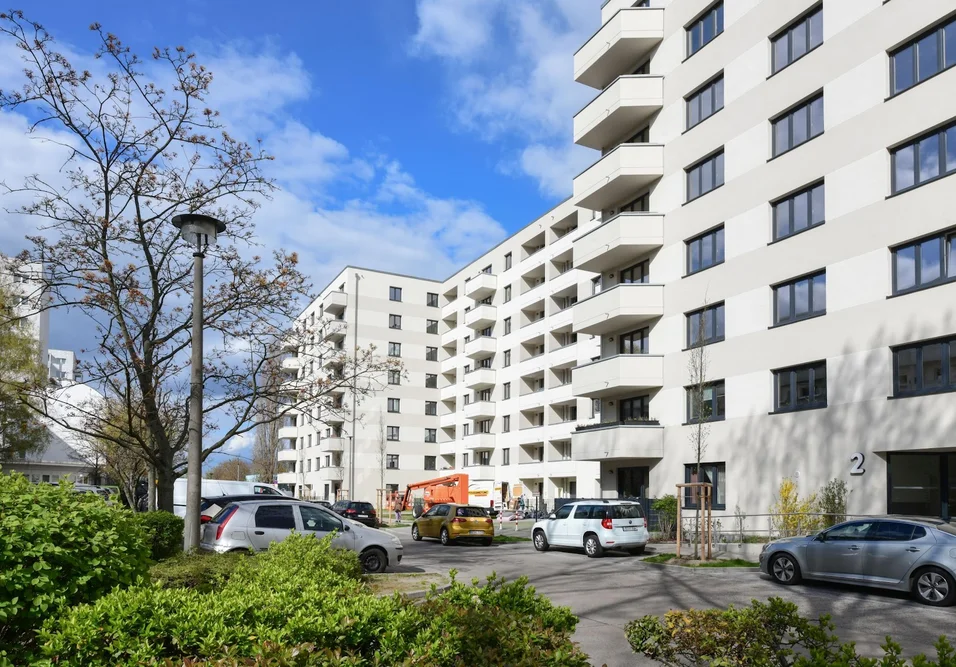 تصویر Großzügige zwei Zimmer mit Balkon - keine WBS Vermietung