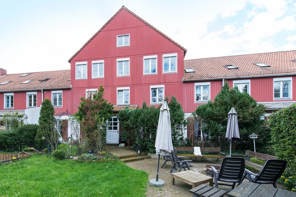 تصویر Dachgeschoss-Wohnung zum Entspannen! Einbauküche vorhanden