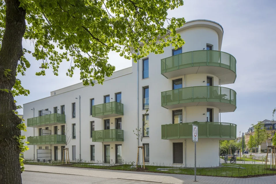 تصویر *Neubau-Parkett-Fußbodenheizung*