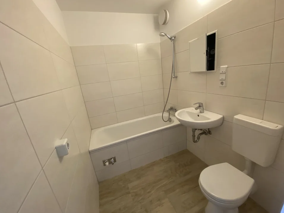 تصویر Singlewohnung zum Verlieben - Nähe Bürgerpark Marzahn!