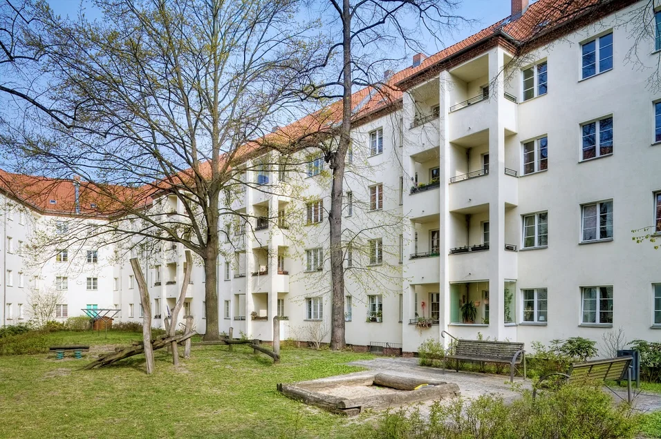 تصویر Ein Zuhause mit Charakter: Attraktive Altbauwohnung