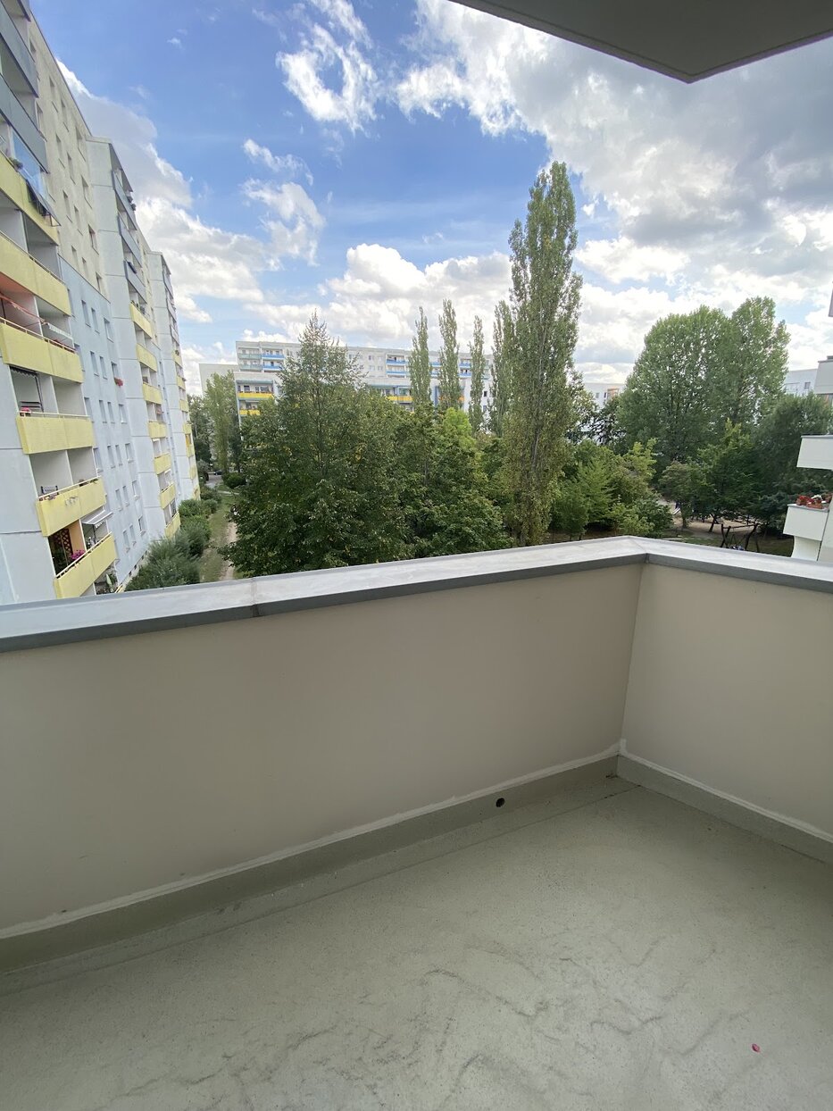 Helle 4 Raum Wohnung mit Balkon – Foto 13
