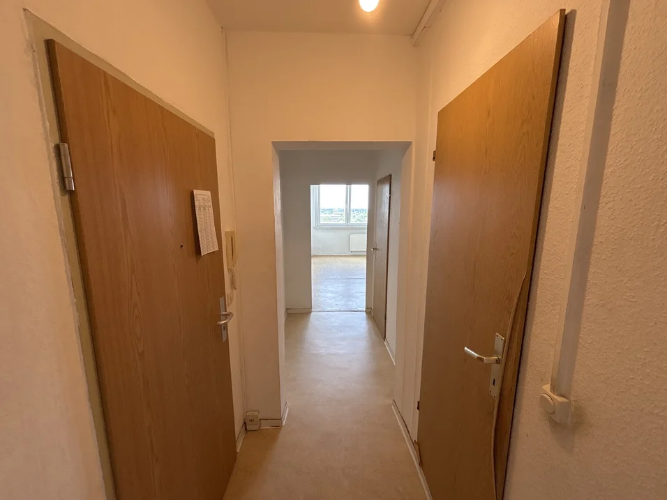 تصویر Renovieren Sie Ihre erste 1-Zimmer Wohnung nach Ihren Wünschen!