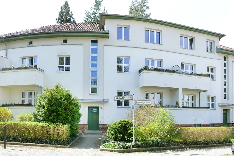 تصویر Nur 1/2 Treppe und man ist "zu Hause"