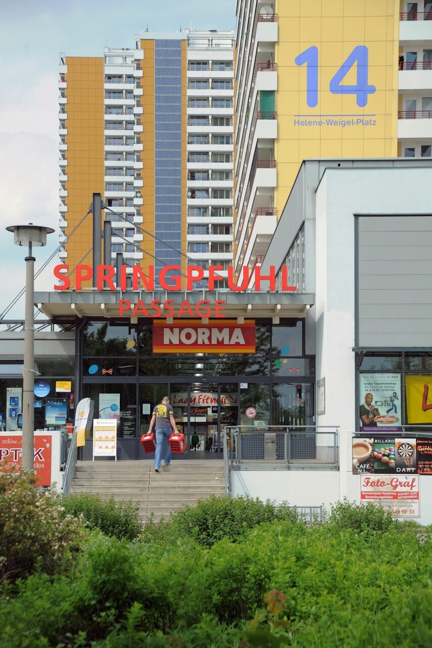 تصویر Nachmieter gesucht! - 2-Zimmer-Wohnung mit Aussicht von ganz oben!