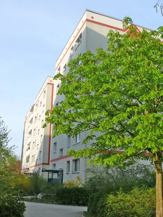 تصویر 1 Zimmer Wohnung - ohne Aufzug!