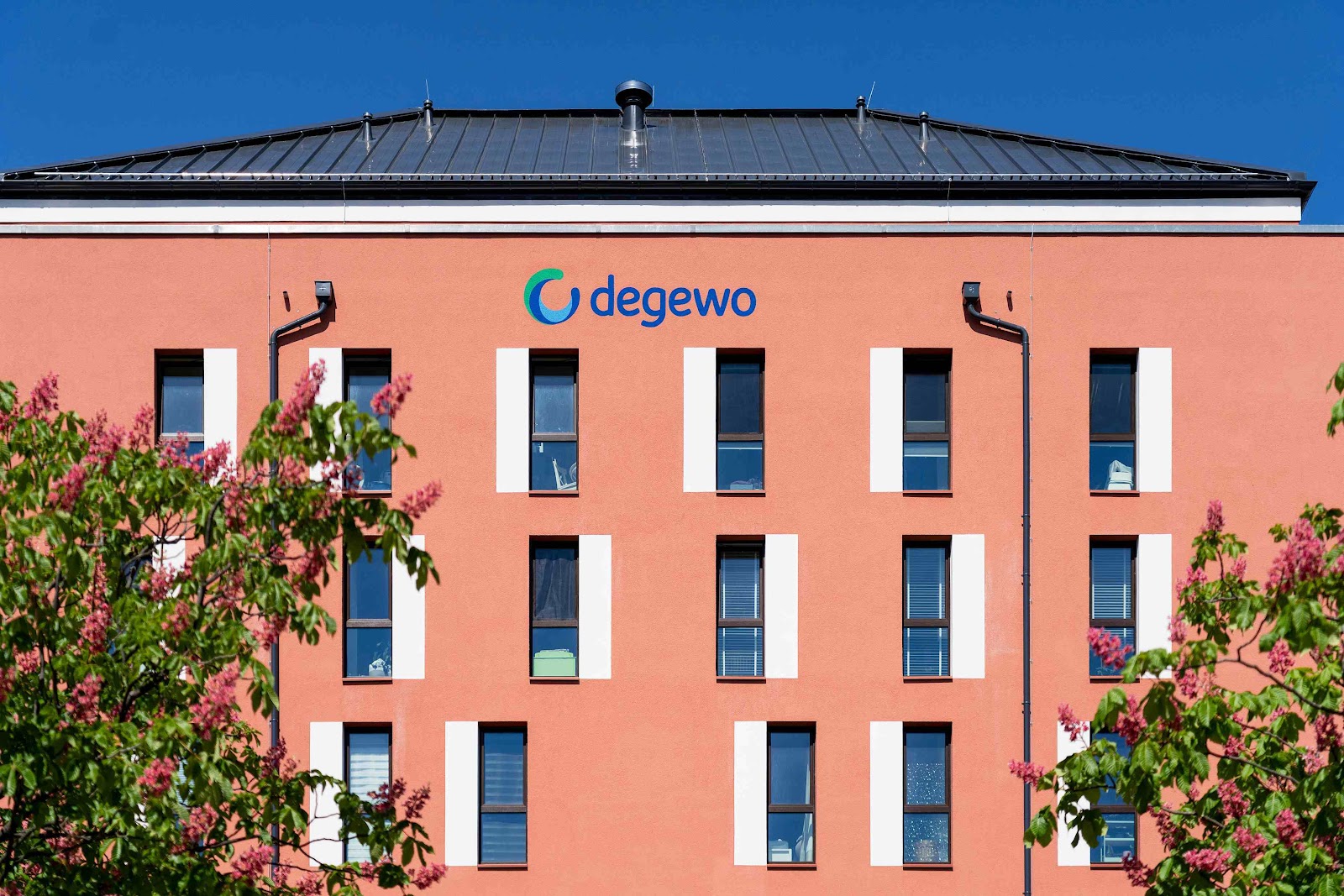 تصویر Schöne Wohnung im Neubau mit WBS aus Brandenburg