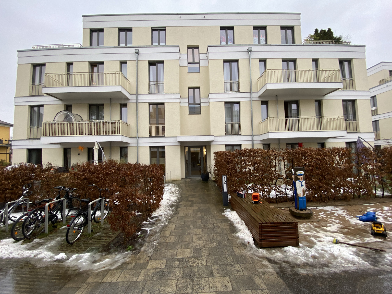 تصویر 4-Zimmer-Wohnung im Neubau sucht Nachmieter