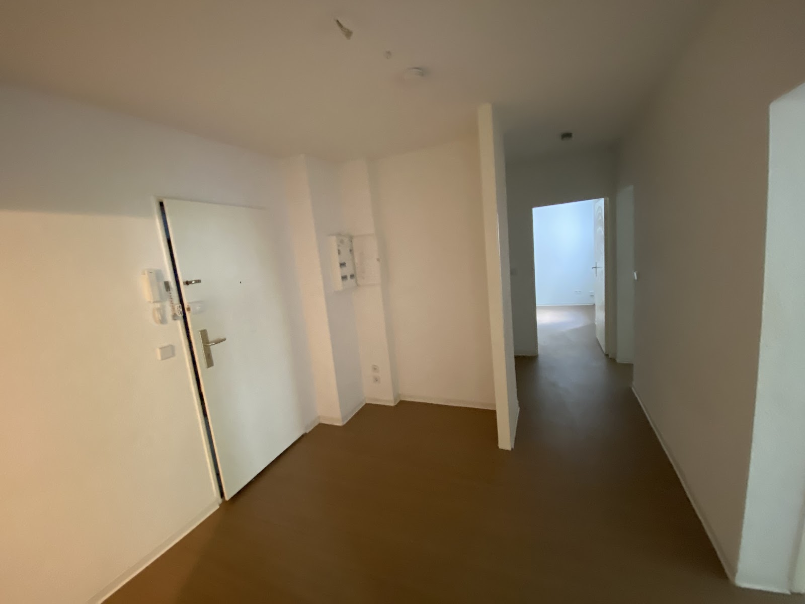 تصویر Drei Zimmer sucht kleine Familie