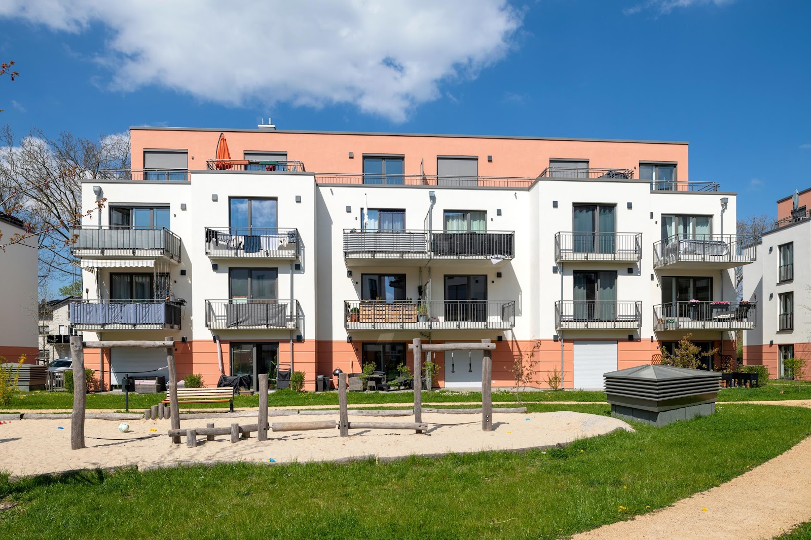 تصویر Neubau Zweitbezug Nachmietersuche