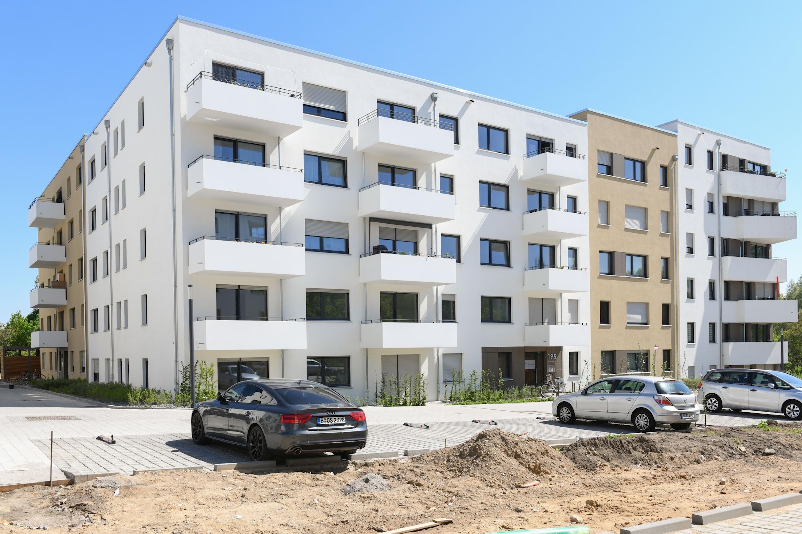 تصویر Neubau - mit Tageslichtbad und Balkon - ohne WBS