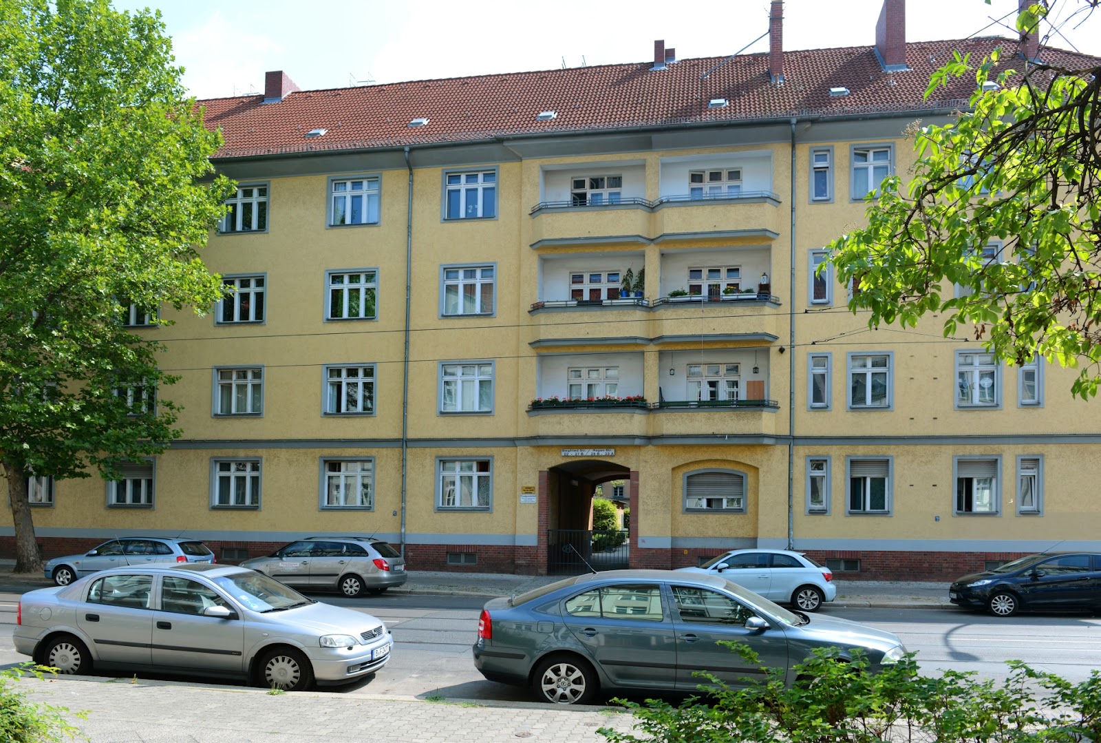 تصویر Zwei Zimmer mit Balkon - Nachmieter gesucht!