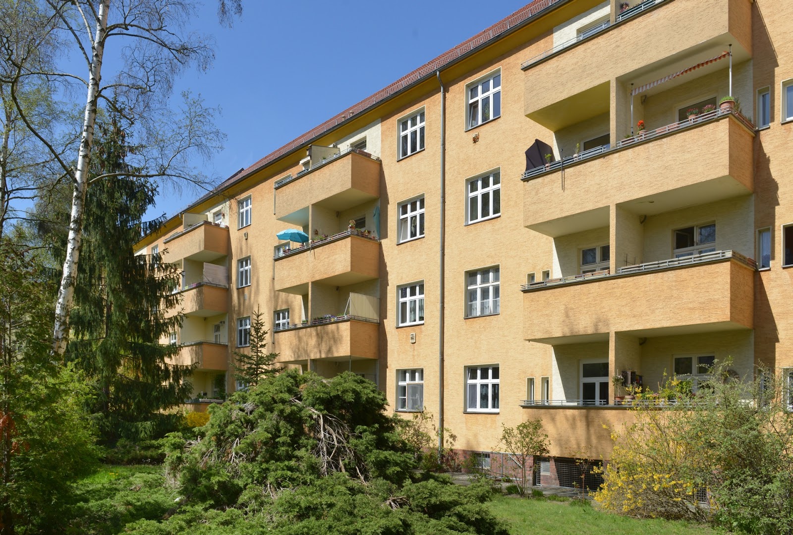 تصویر Mieter sucht Nachmieter - Laminat kann übernommen werden - Schöner Altbau!
