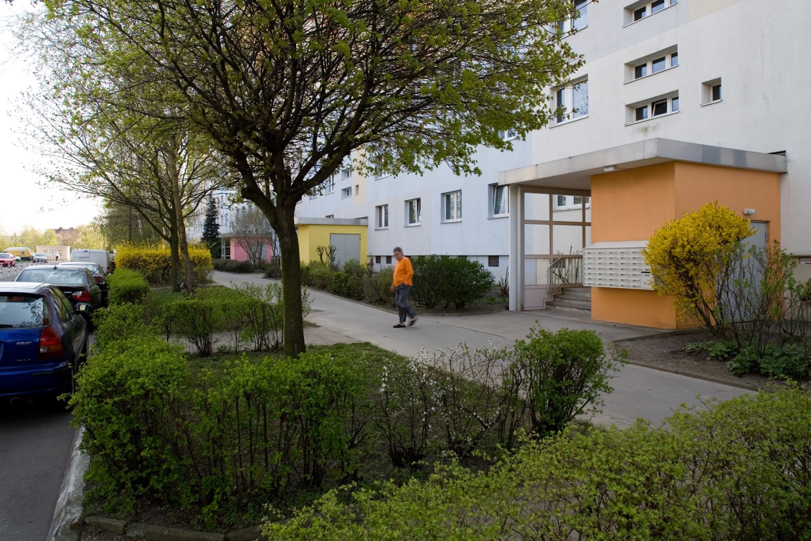 تصویر Ideal für Singles und Azubis