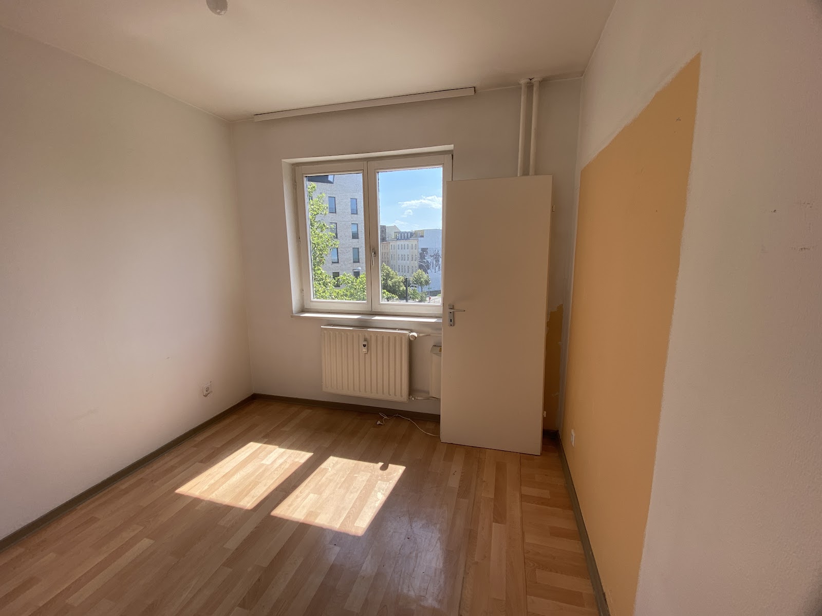 تصویر Singlewohnung - "WBS mit besonderem Wohnbedarf" erforderlich!
