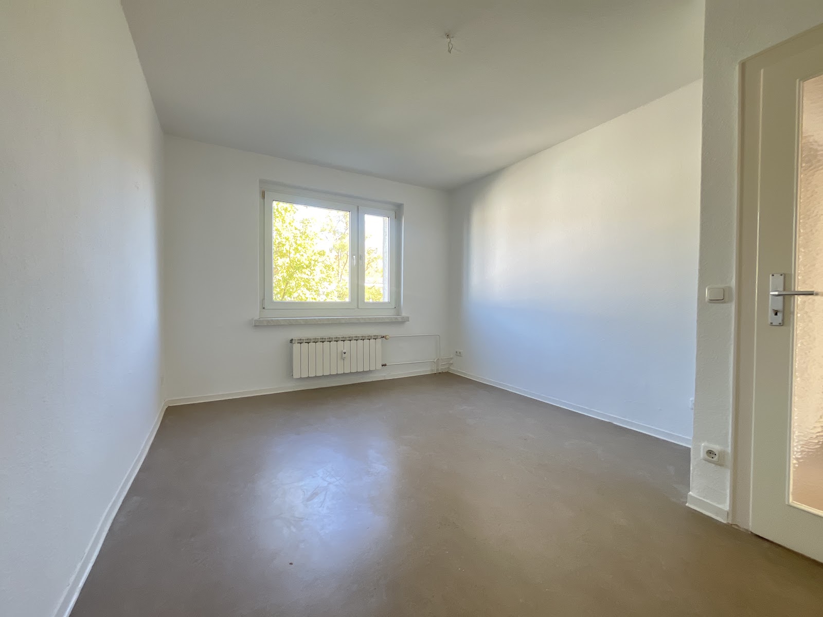 تصویر Singlewohnung in grüner Umgebung – Ruhe inklusive