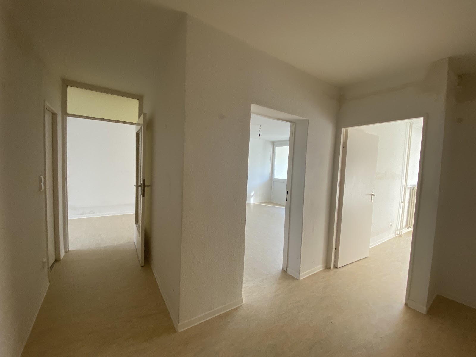 تصویر 3-Zimmerwohnung in der Gropiusstadt