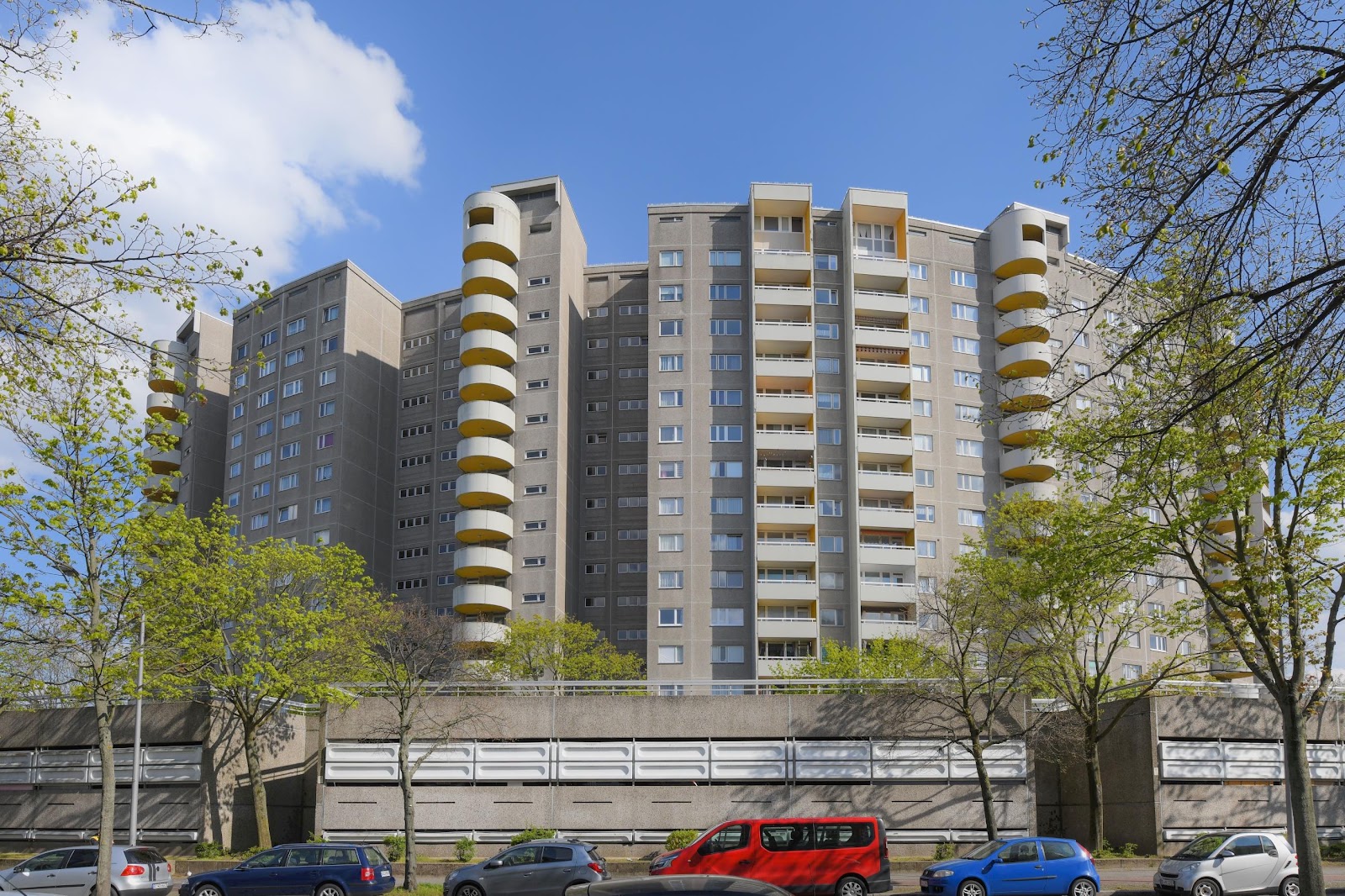 تصویر 2 Zimmer in der Gropiusstadt