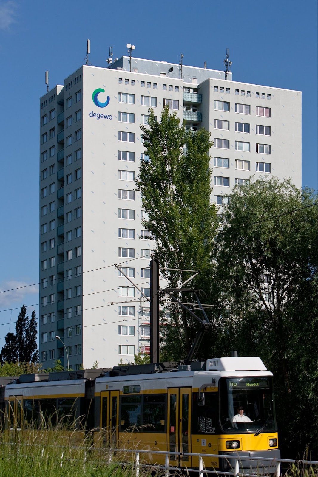 Renovieren Sie Ihre erste 1-Zimmer Wohnung nach Ihren Wünschen!