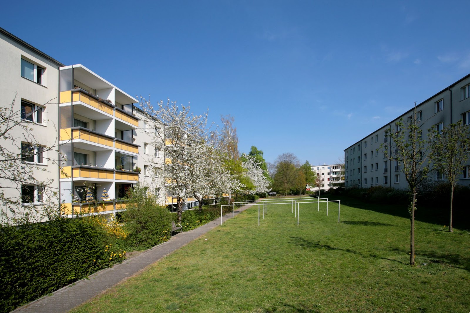 تصویر 2-Zimmer Wohnung!