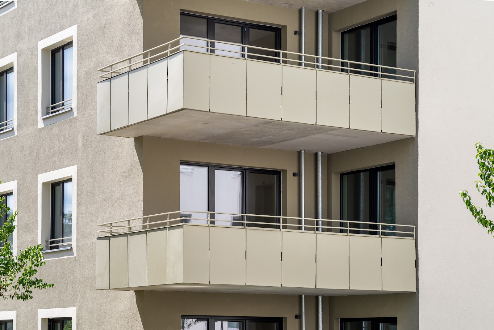 Wohnen im Neubauerdgeschoss - Terrasse mit Zugang zum Spielplatz – Foto 6